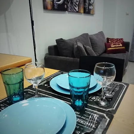 Apartament Center, Metro Metaxourgeio *